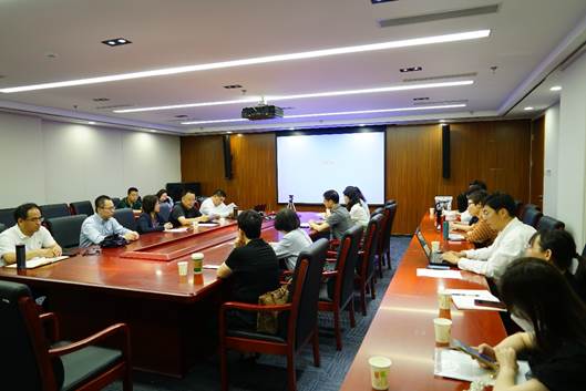 日本av
召开宣布新一届行政领导班子任命会议