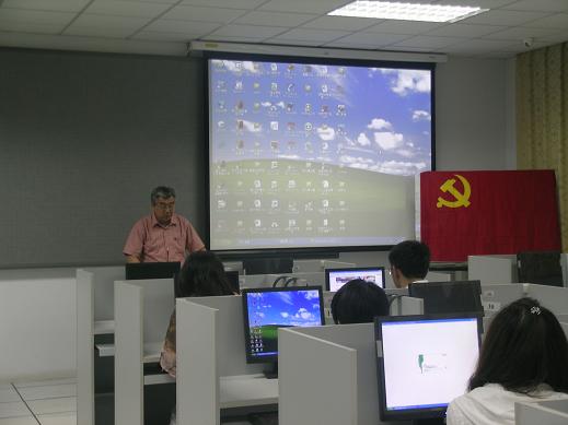 //web.rbav8.com/html/files/2012/10/26/20121026104811494414053.jpg