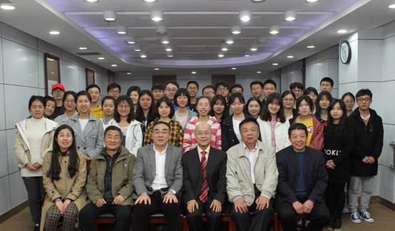 日本av-日本av现场
“大家名师微课堂”圆满举行