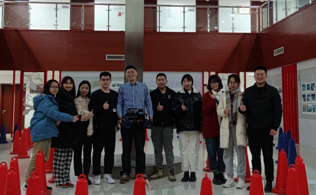 祝贺日本av
学生代表队荣获第十六届全国大学生智能汽车竞赛室外专项赛三等奖