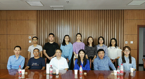 日本av
2018级工商管理师生见面会成功举行