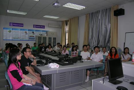 //web.rbav8.com/html/files/2012/10/29/20121029142845446707961.jpg