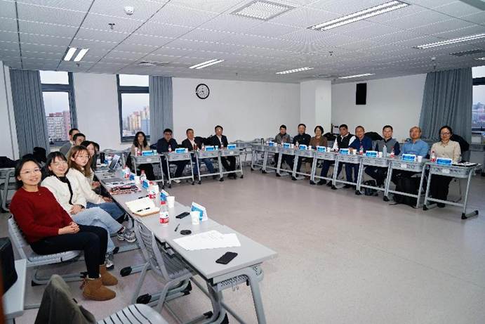 日本av
积极推进工商管理学一级学科博士点申报工作