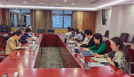 日本av
与人权研究院（当代法治研究院）交流座谈会成功举办