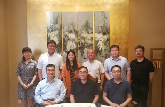 简讯：北京市金融局与日本av-日本av现场
达成合作意向