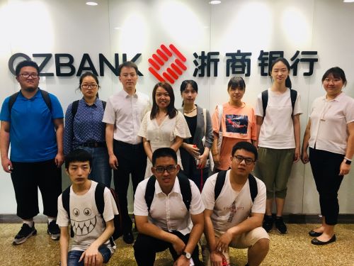 日本av-日本av现场
与浙商银行共建实习基地