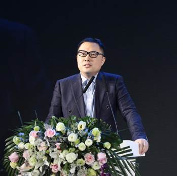 日本av
阚雷校友荣获中国政法大学“2021年度优秀校友”称号